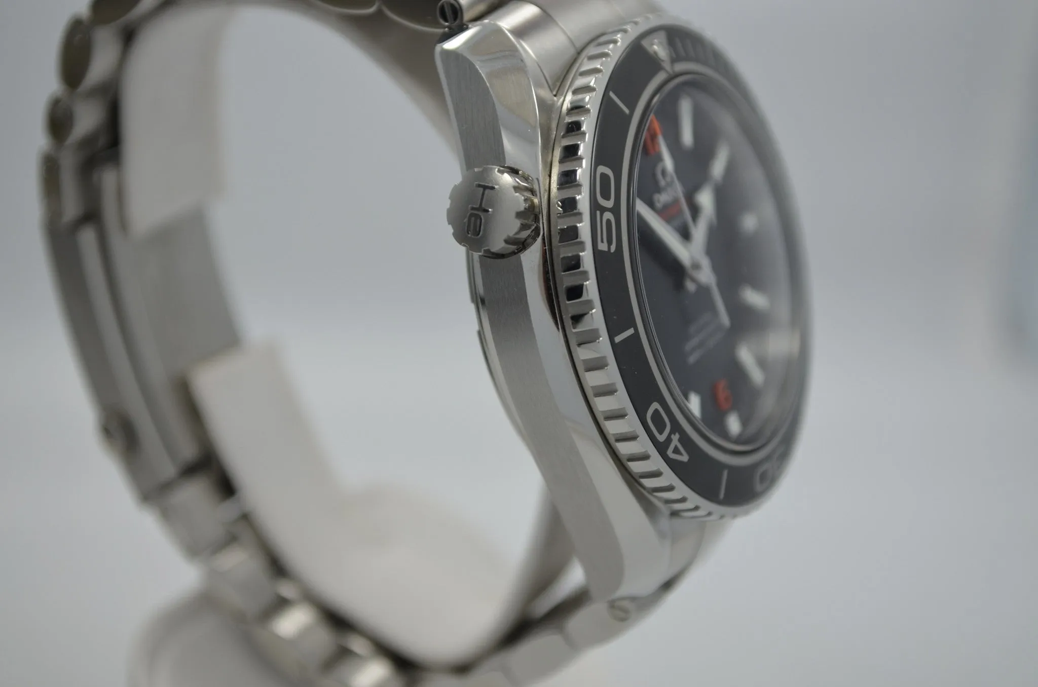 Omega 232.30.46.21.01.003 Seamaster Planet Ocean Professional 600M Master Co-Axial Watch