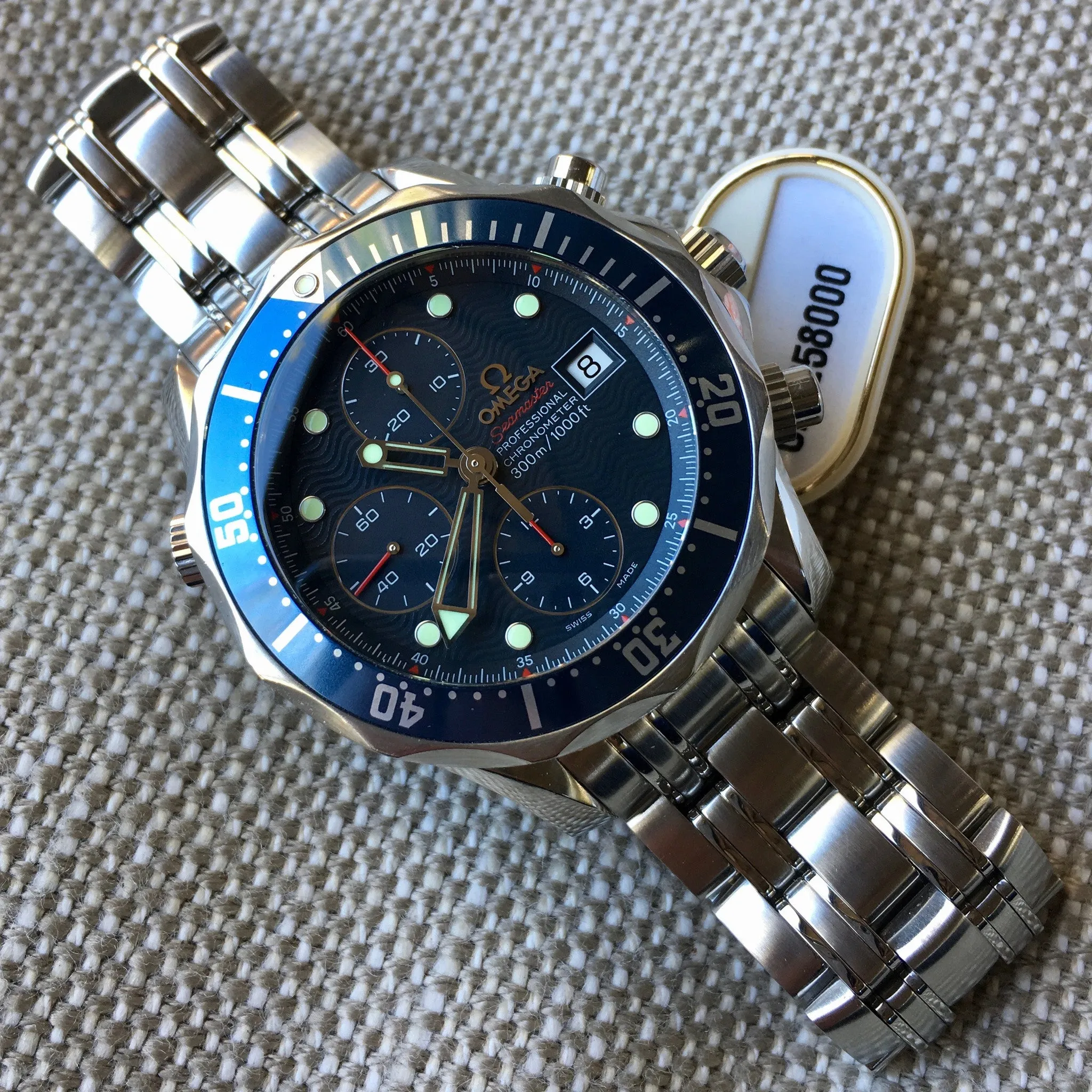 Omega Seamaster 2225.80 Professional Chronograph James Bond Full Set Watch