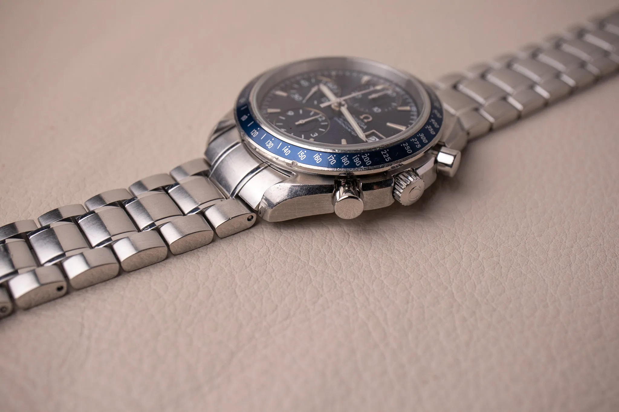 Omega Speedmaster Date 3212.80 Blue Dial