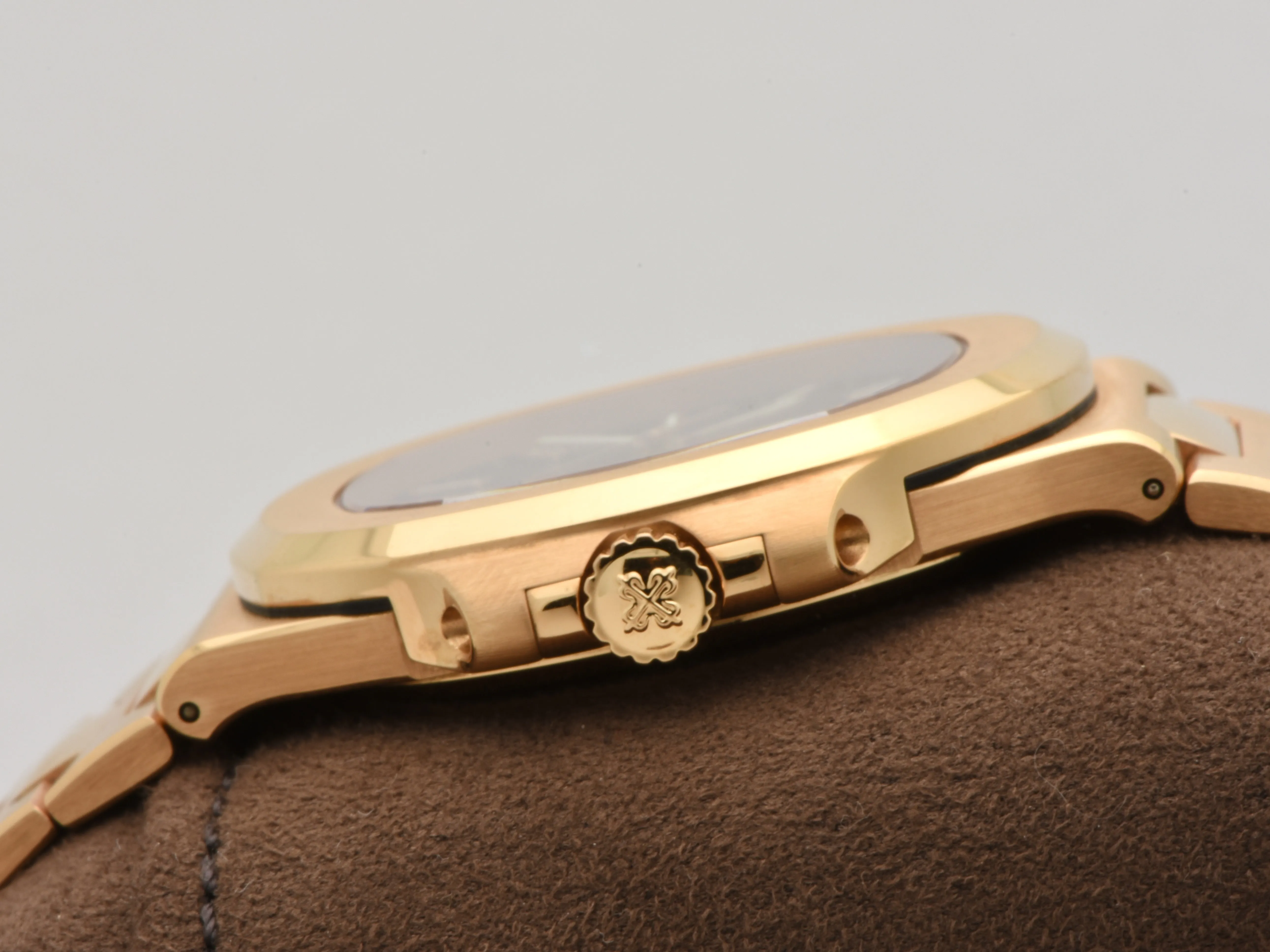 Patek Philippe Nautilus 5711/1R-001 in Red Gold