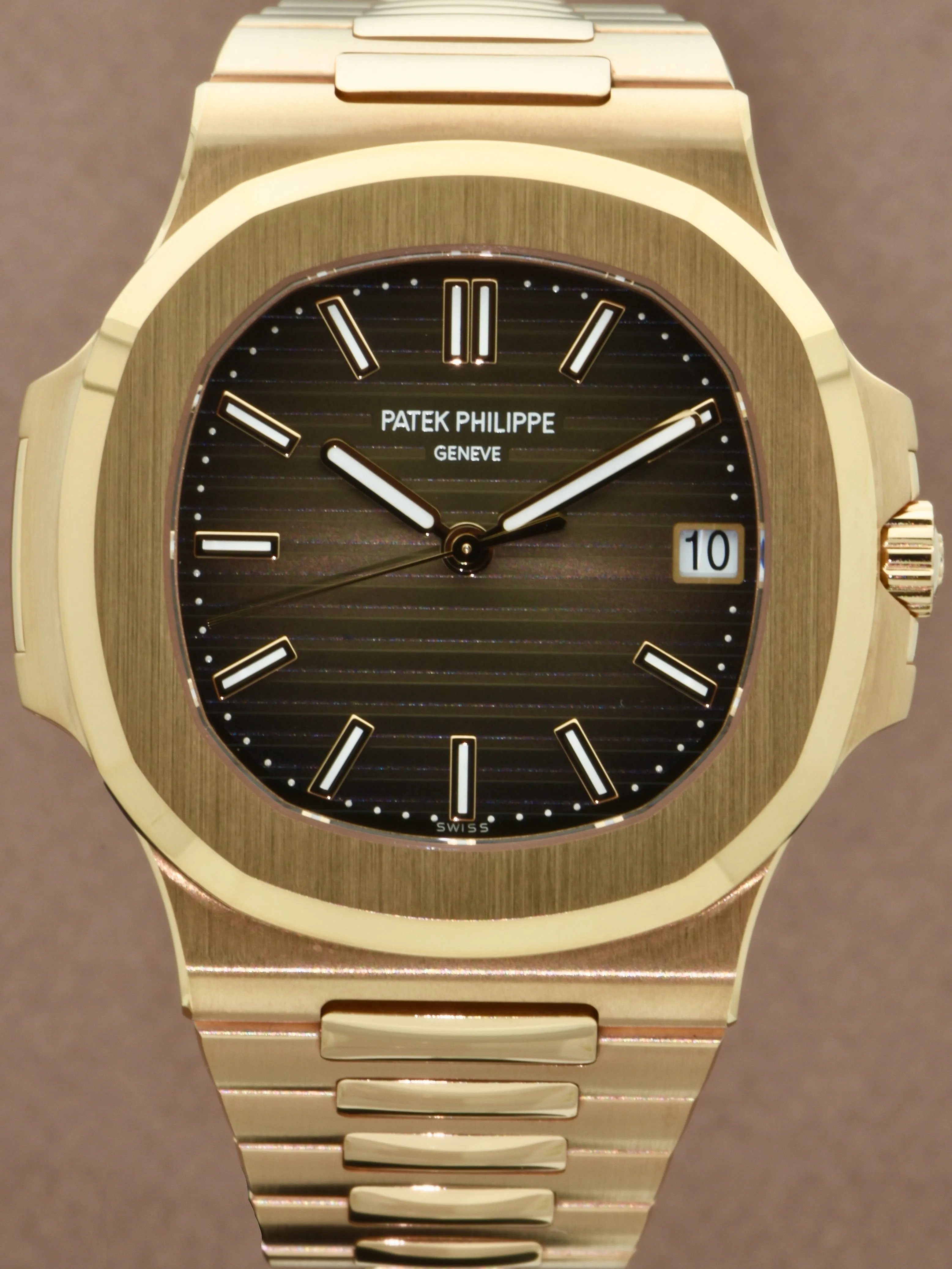 Patek Philippe Nautilus 5711/1R-001 in Red Gold