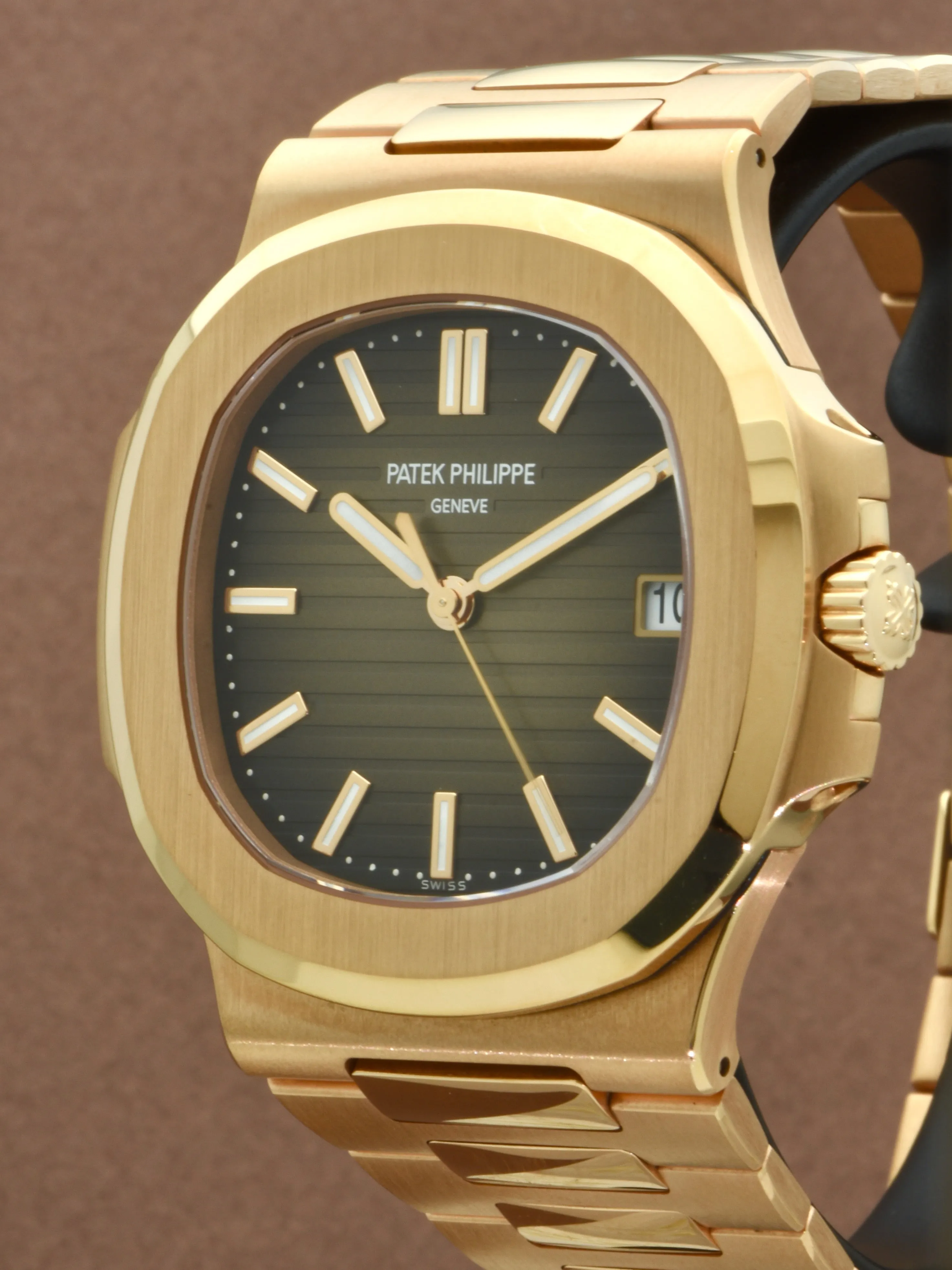Patek Philippe Nautilus 5711/1R-001 in Red Gold