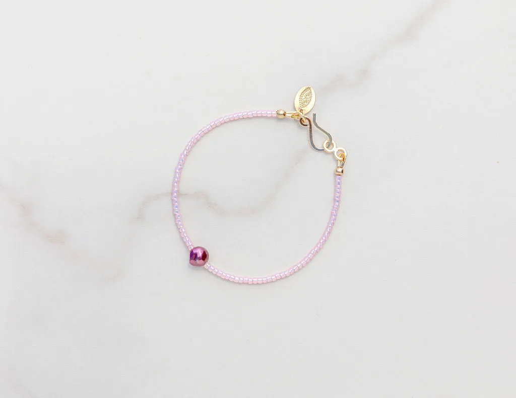 Pink Solo Pearl Bracelet
