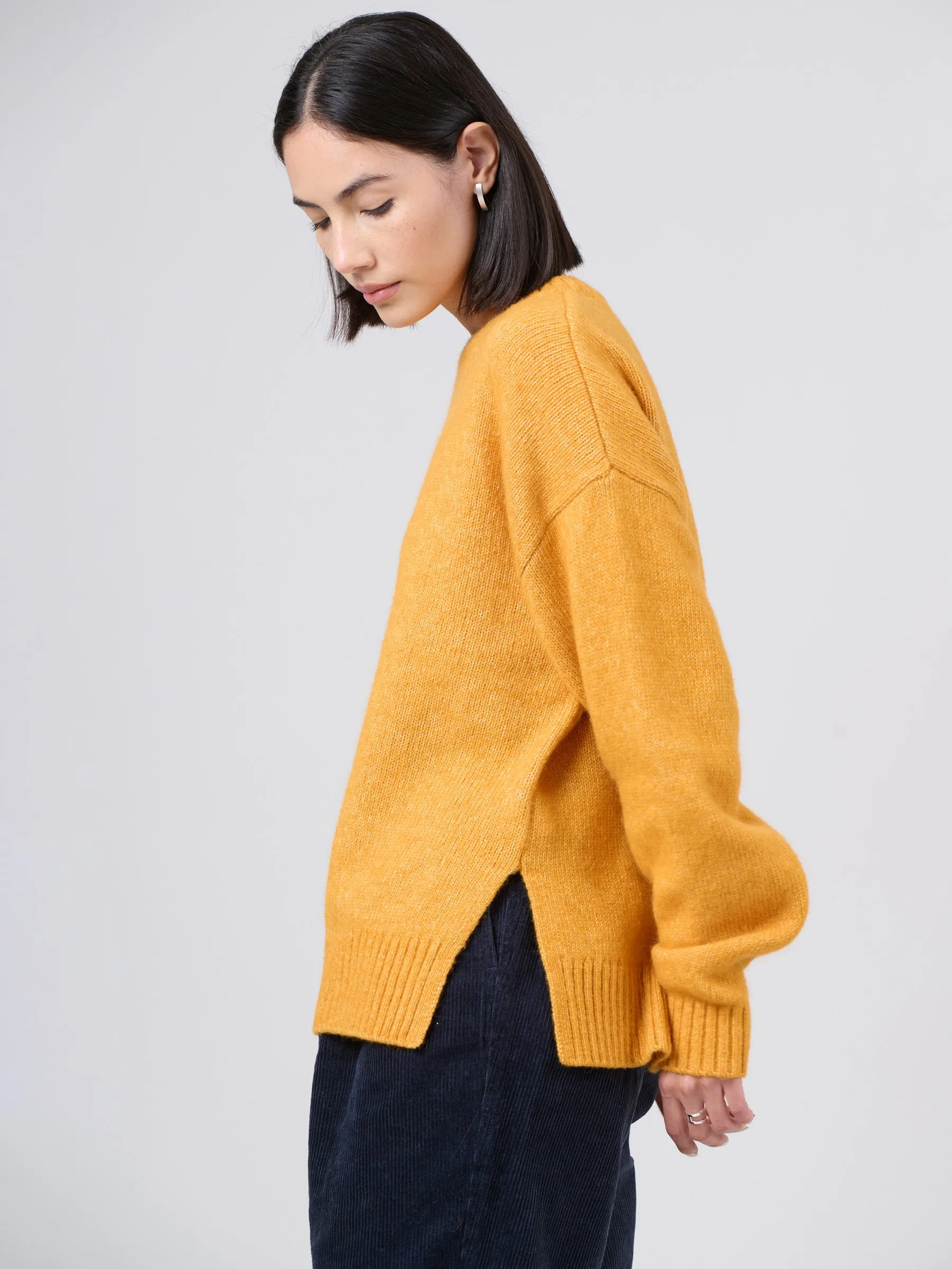 Pull boxy en laine et coton avec échancrures latérales