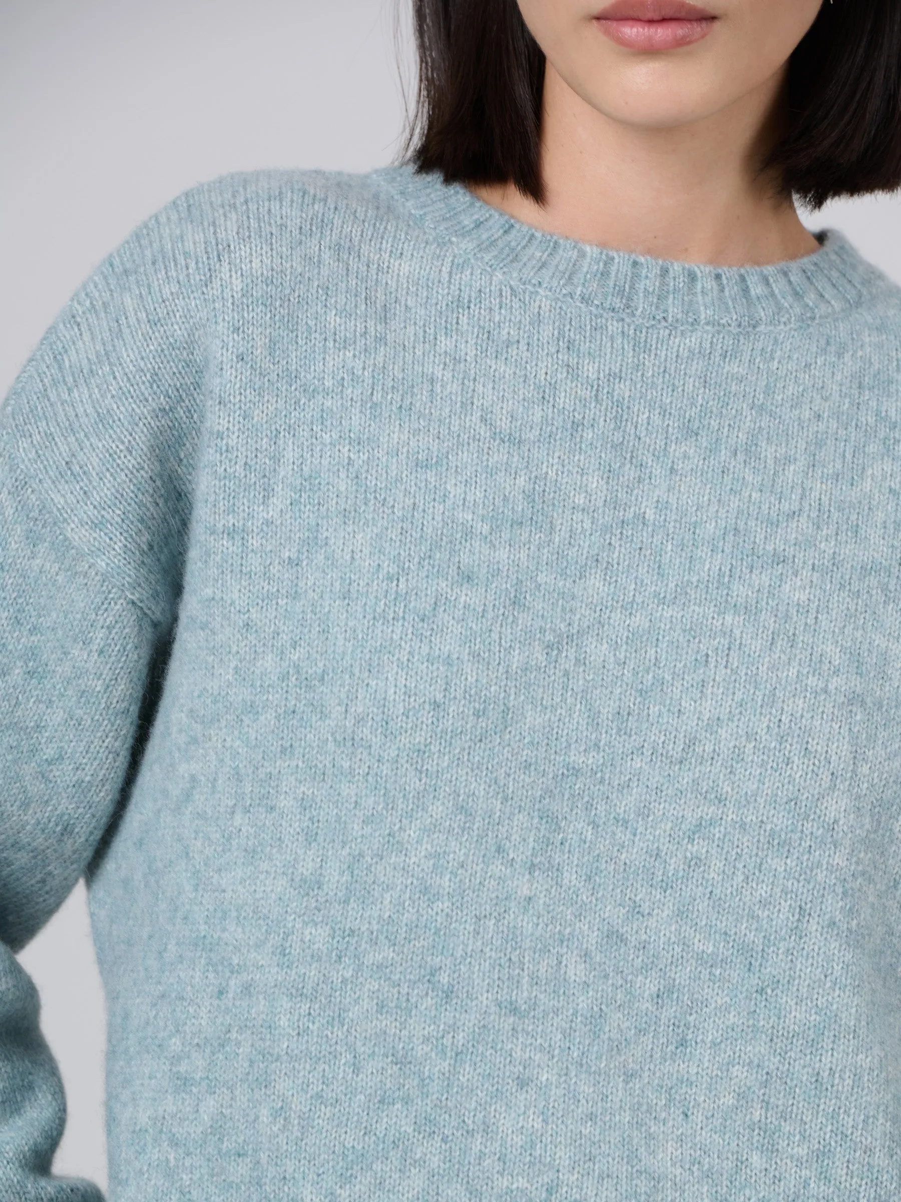 Pull boxy en laine et coton avec échancrures latérales