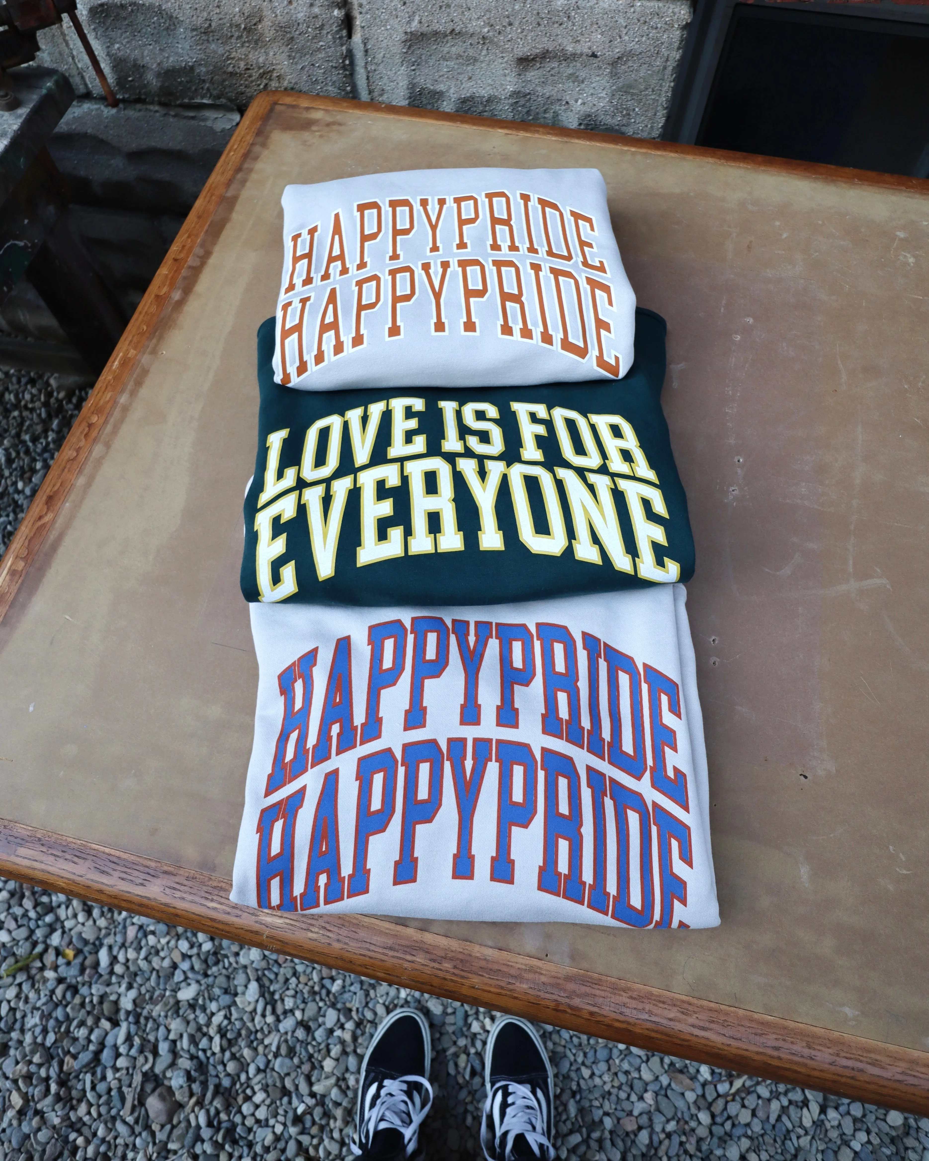 "HAPPY PRIDE" Relaxed Crewneck (BLUE/RED)