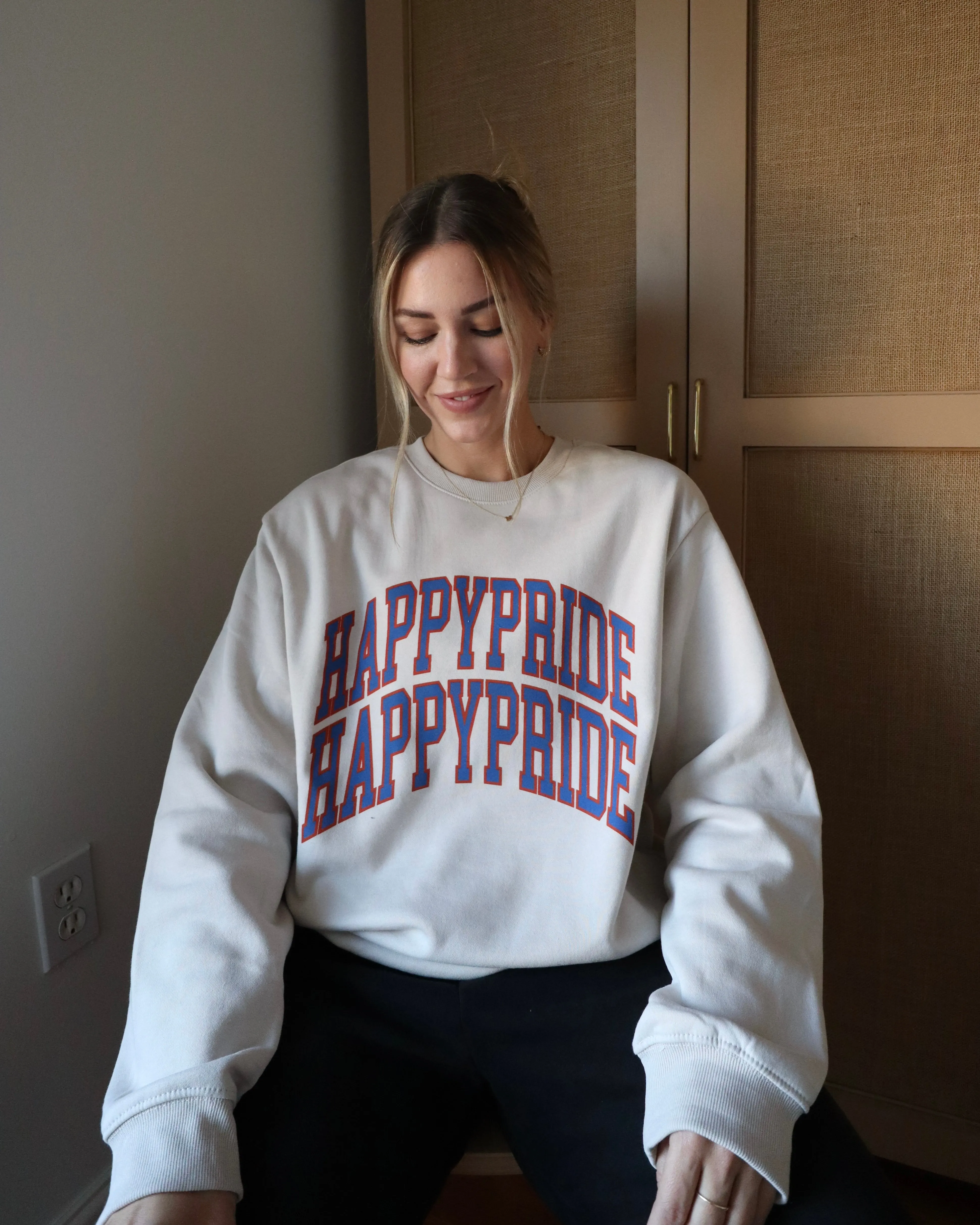 "HAPPY PRIDE" Relaxed Crewneck (BLUE/RED)