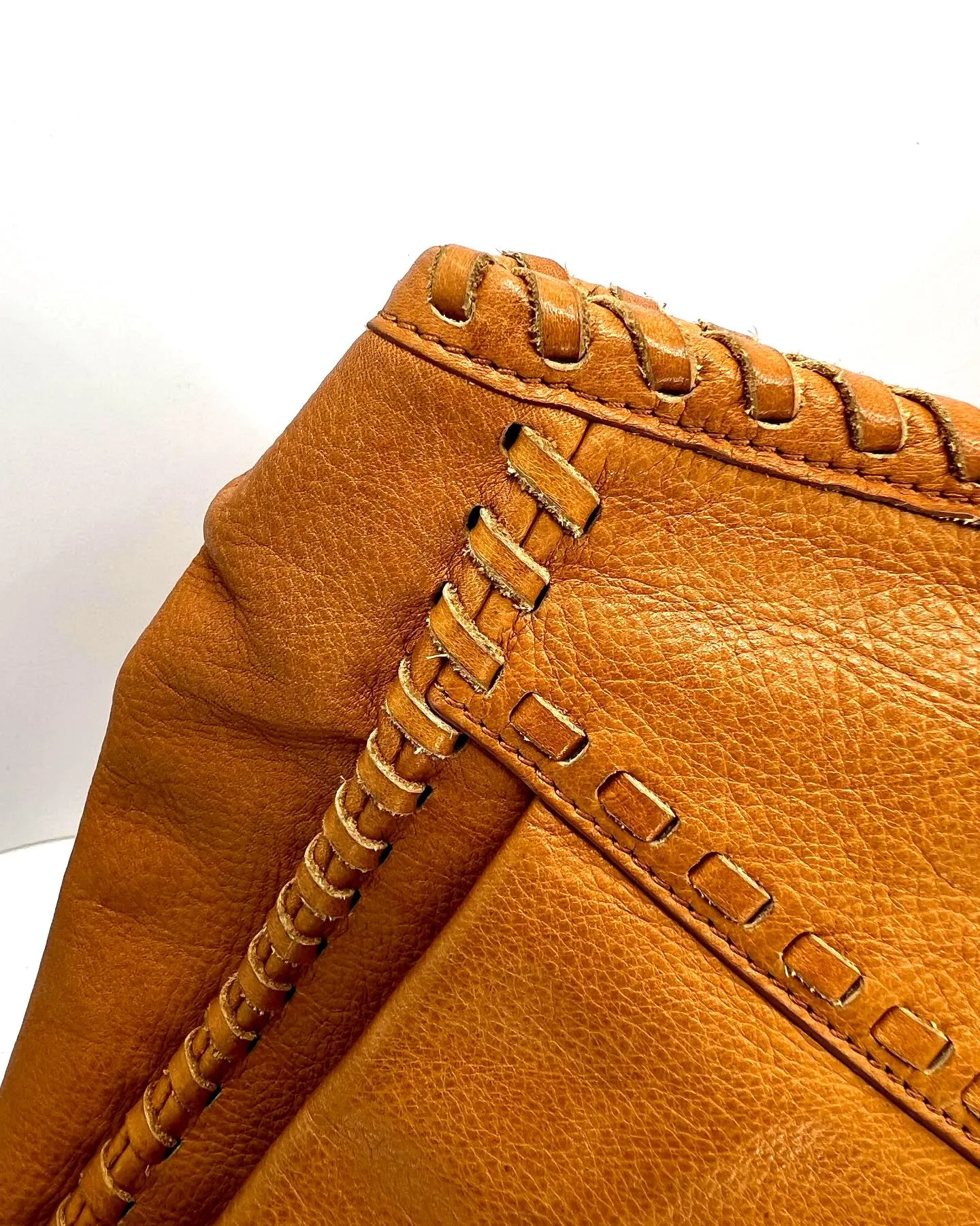 RALPH LAUREN VINTAGE COLLECTION STITCHED LEATHER SHOULDER BAG