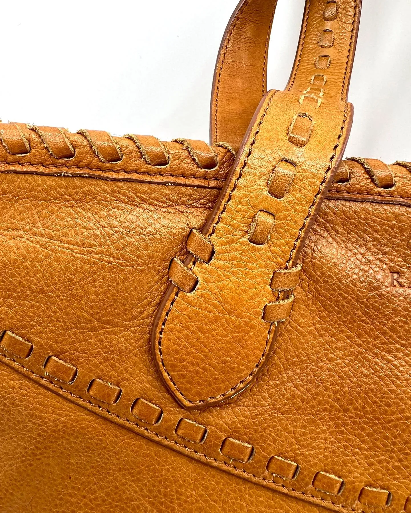 RALPH LAUREN VINTAGE COLLECTION STITCHED LEATHER SHOULDER BAG