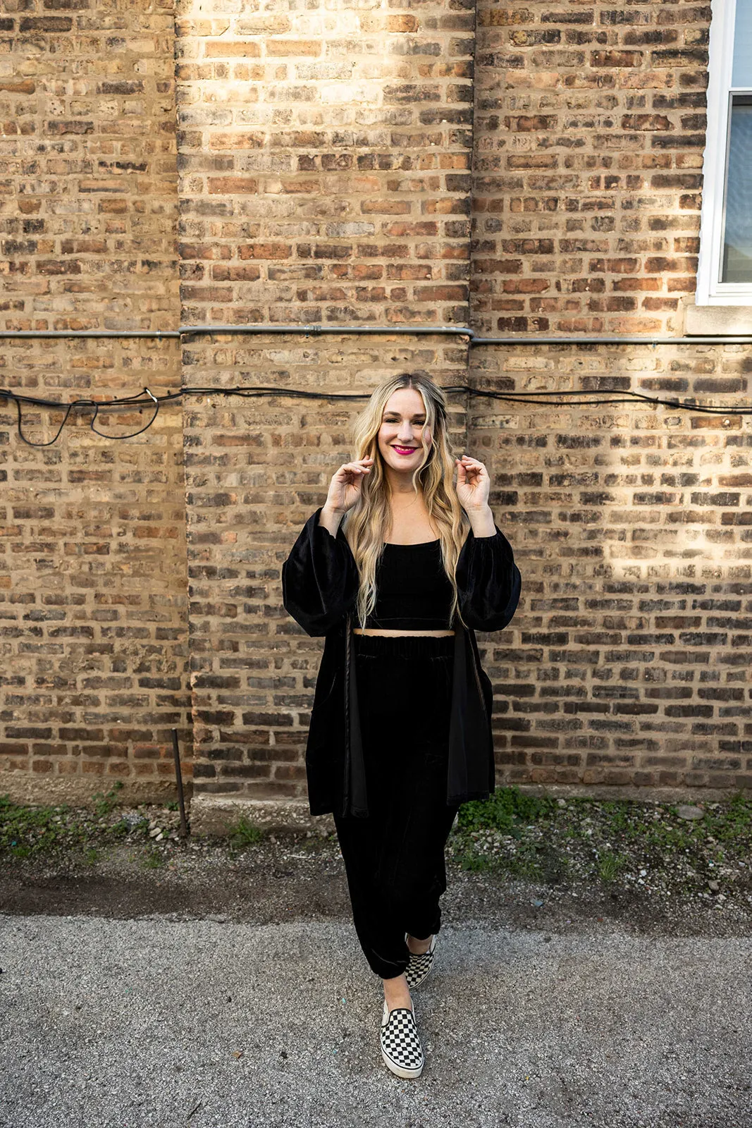remi velvet cardi in black