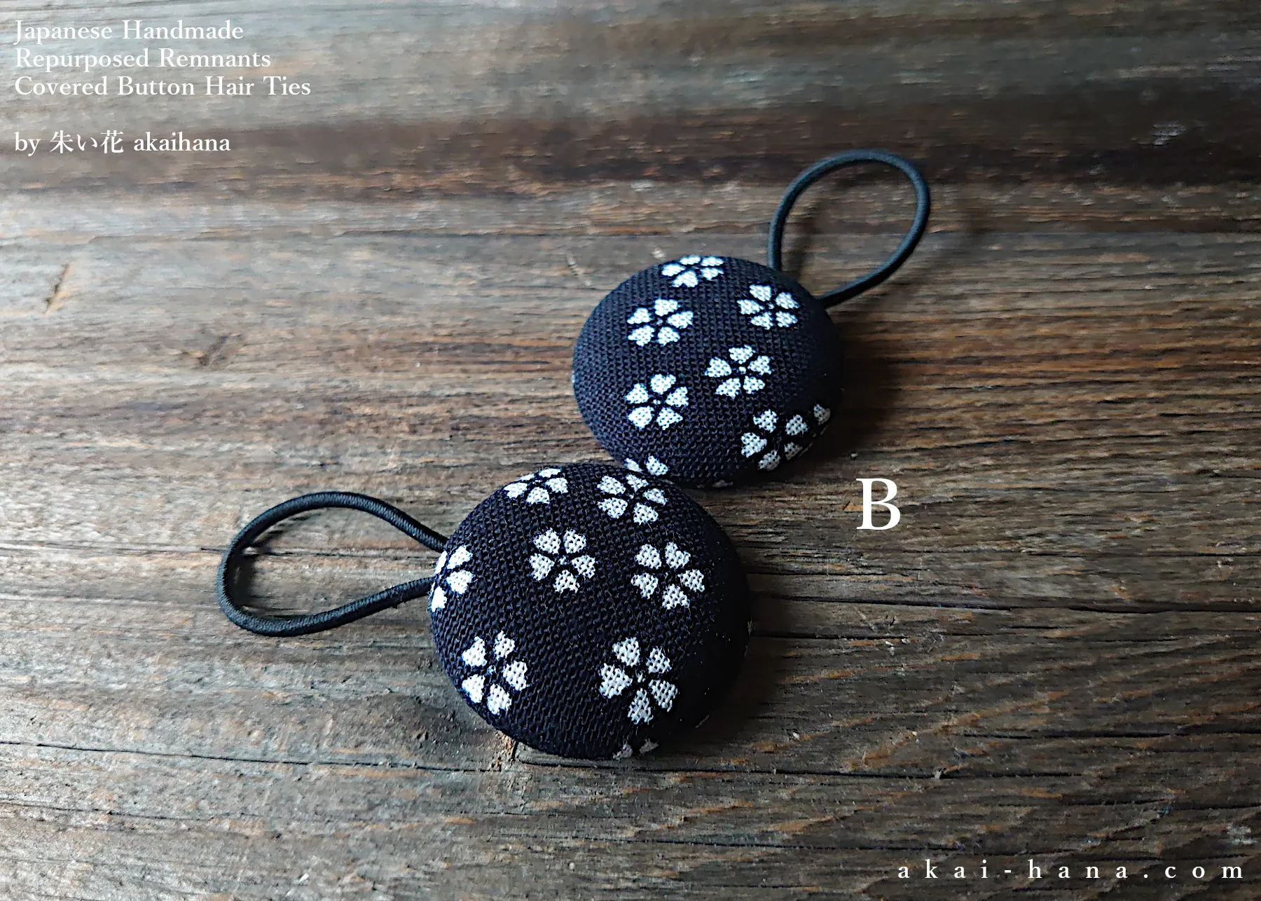 Repurposed Remnants Covered Button Hair Tie, Napkin Holder, Cord Organizer Wagara ⦿phjf1001