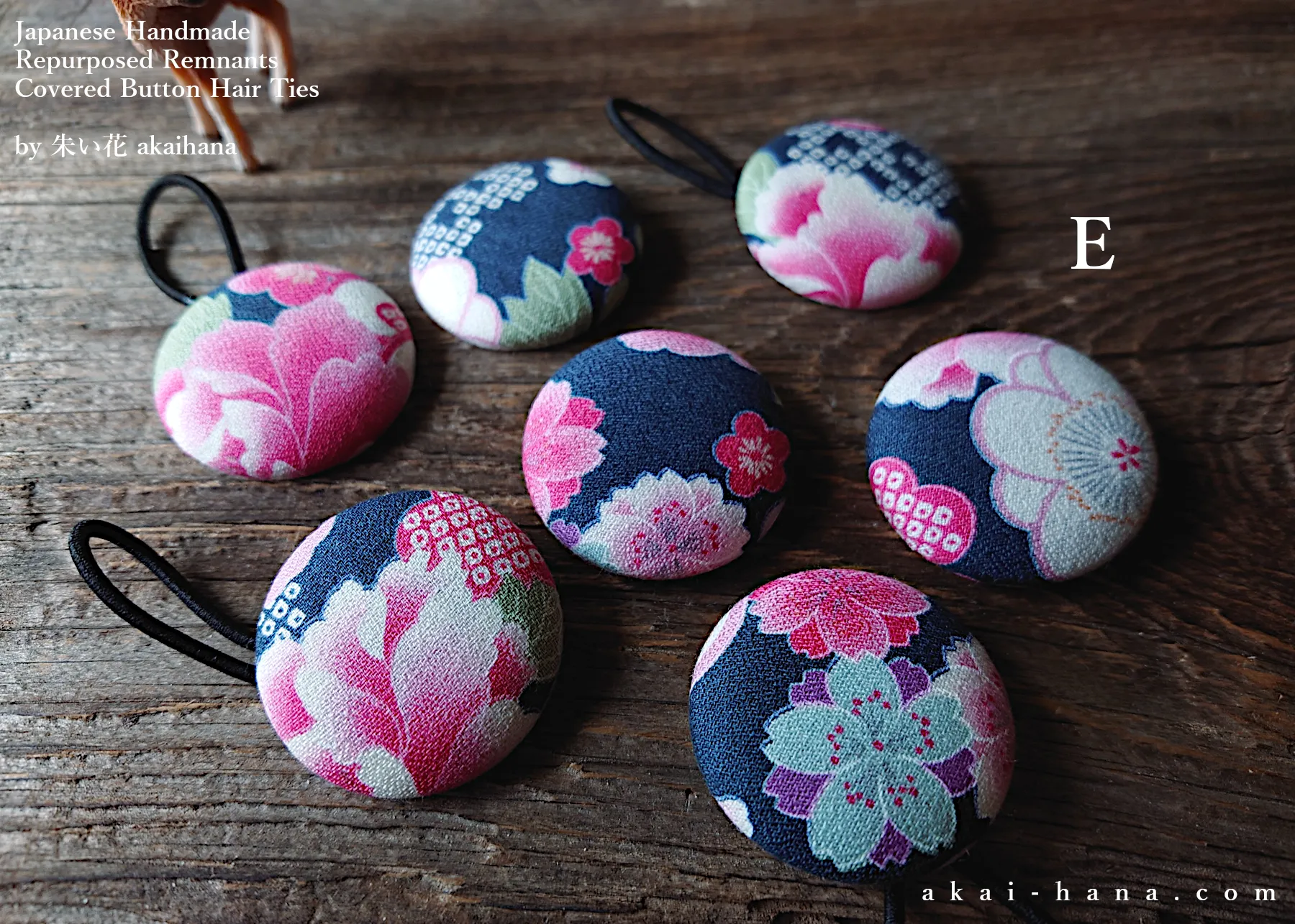 Repurposed Remnants Covered Button Hair Tie, Napkin Holder, Cord Organizer Wagara ⦿phjf1002