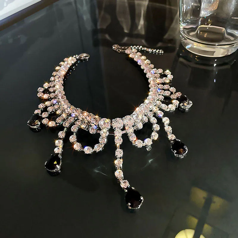 Rhinestone Tassel Design Necklace