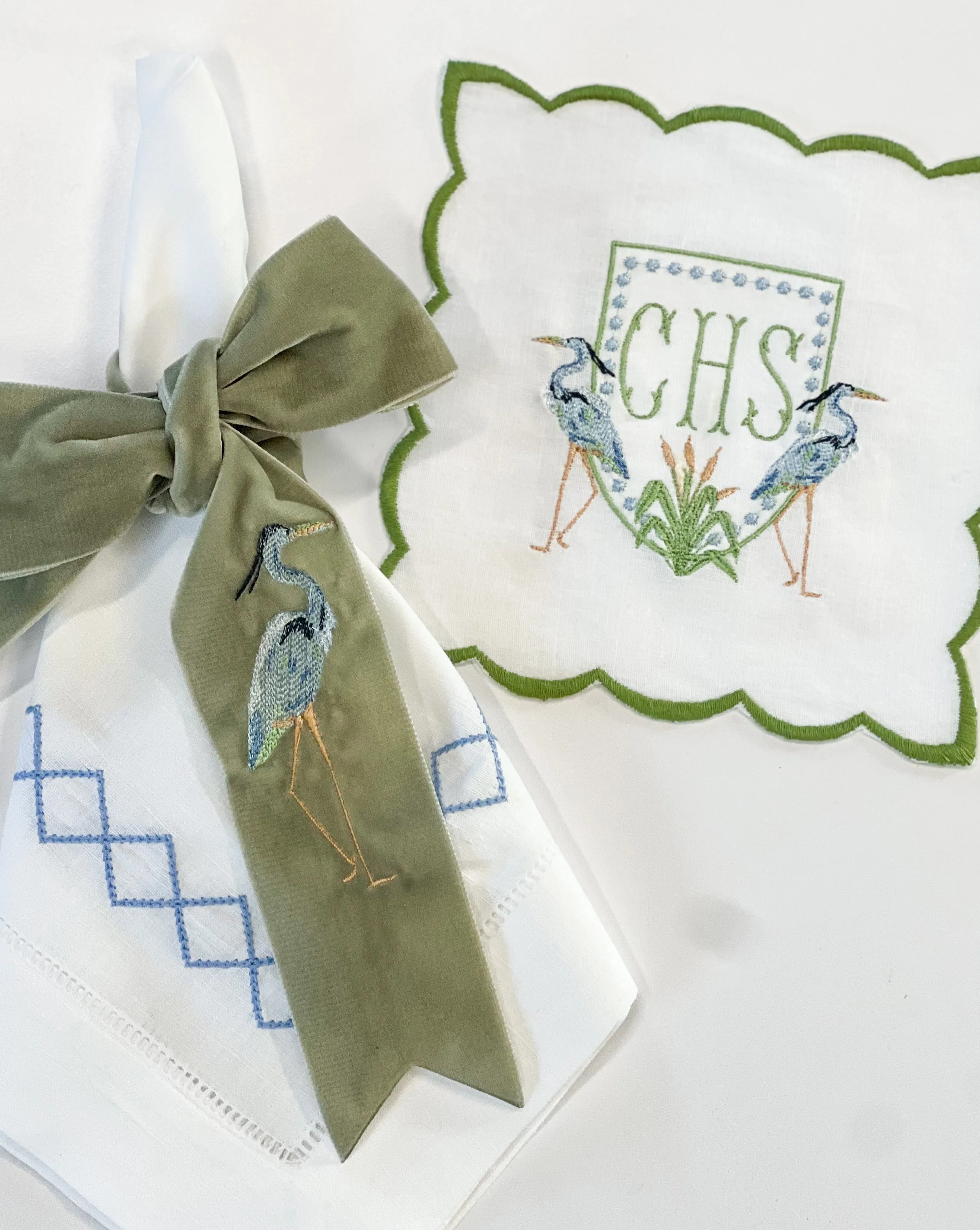 Scalloped Edge Cocktail Napkins