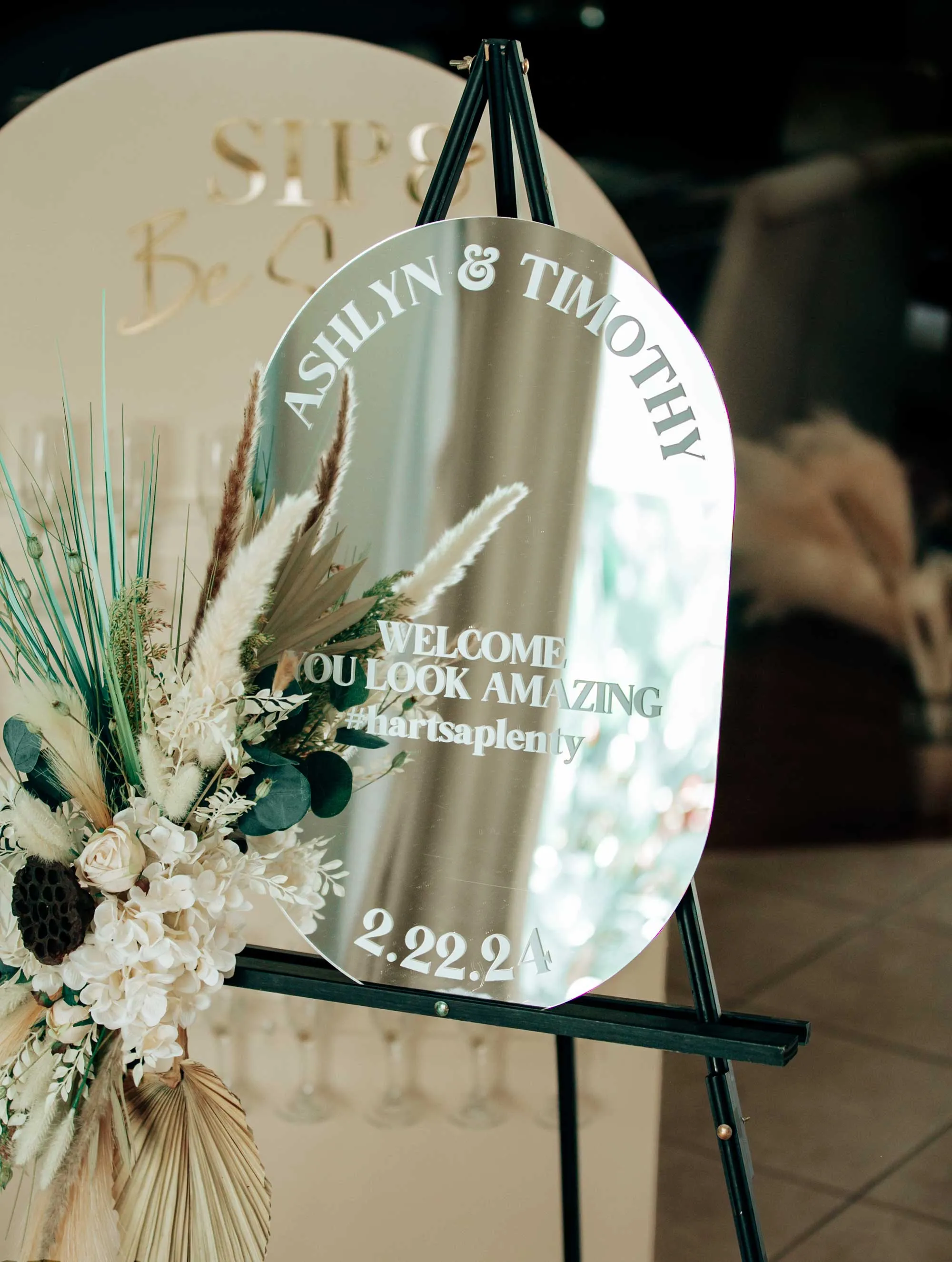 Selfie Mirror Welcome Sign
