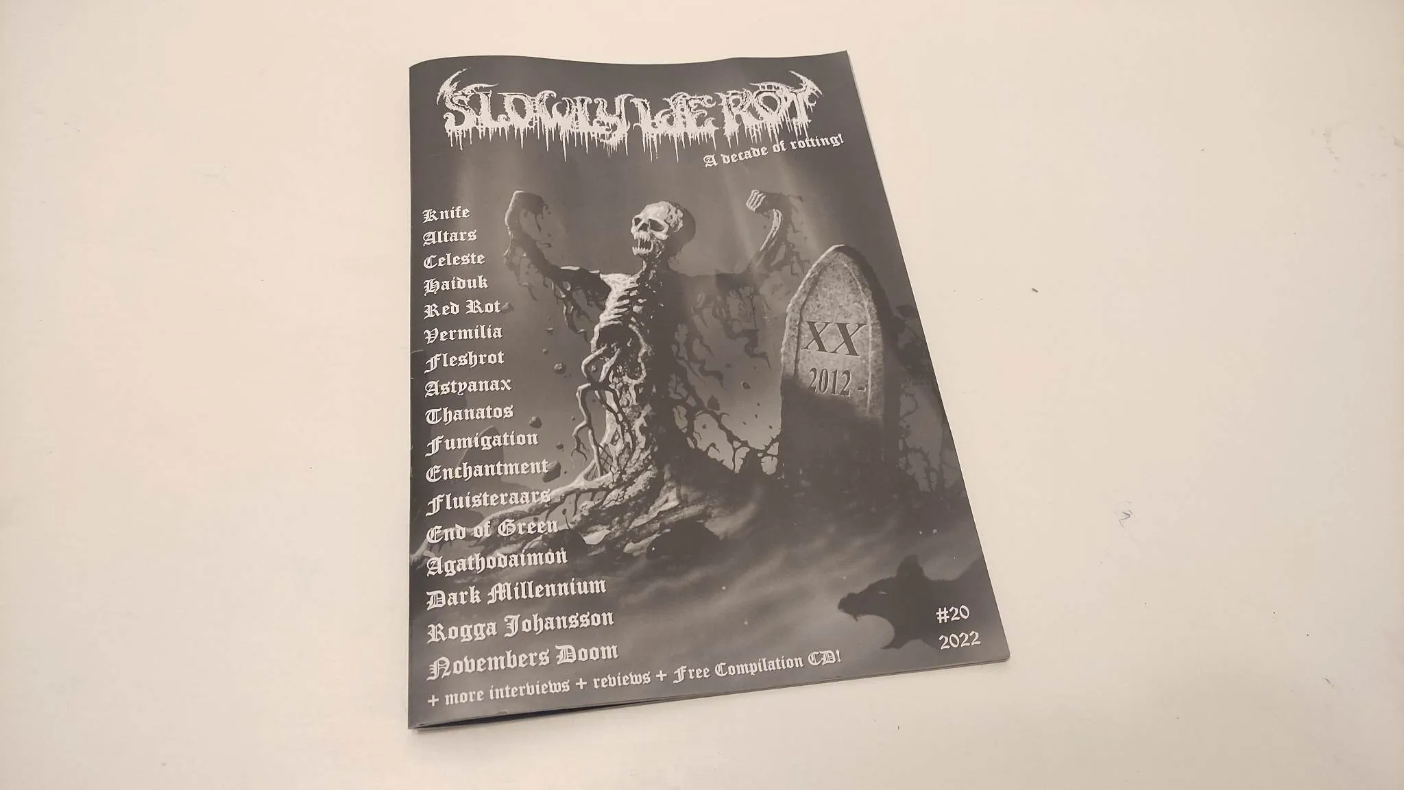 SLOWLY WE ROT Zine #20   CD