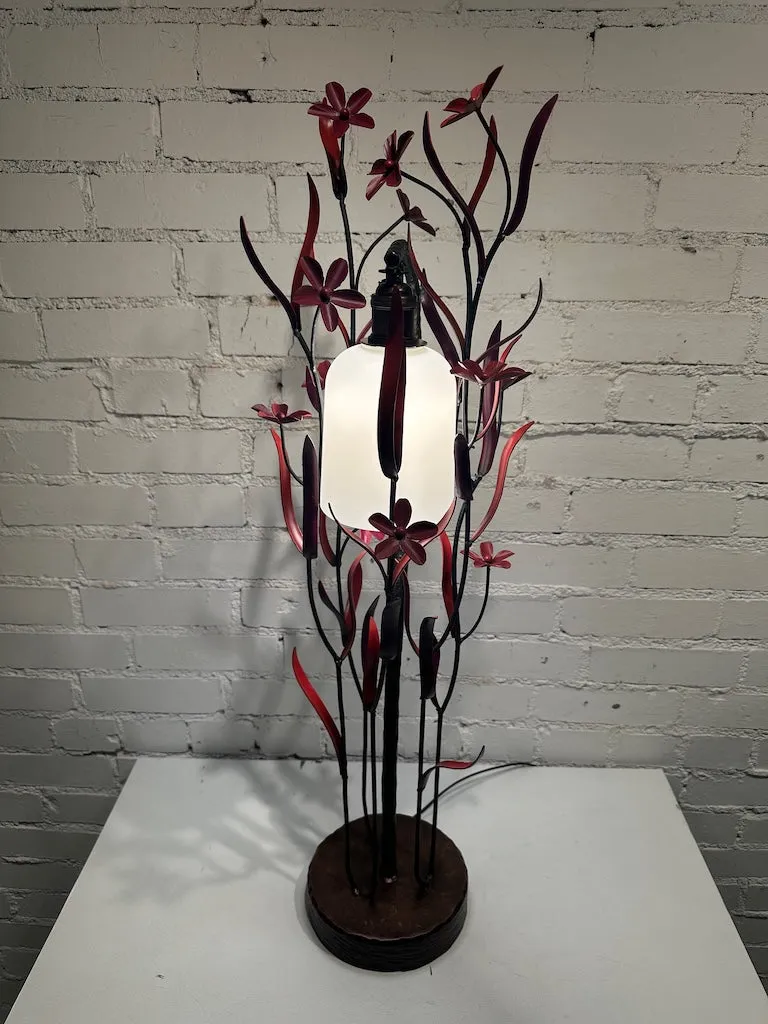 SMALL RED FLOWER FIELD STUDY LAMP WITH FROSTED BELL SHADE