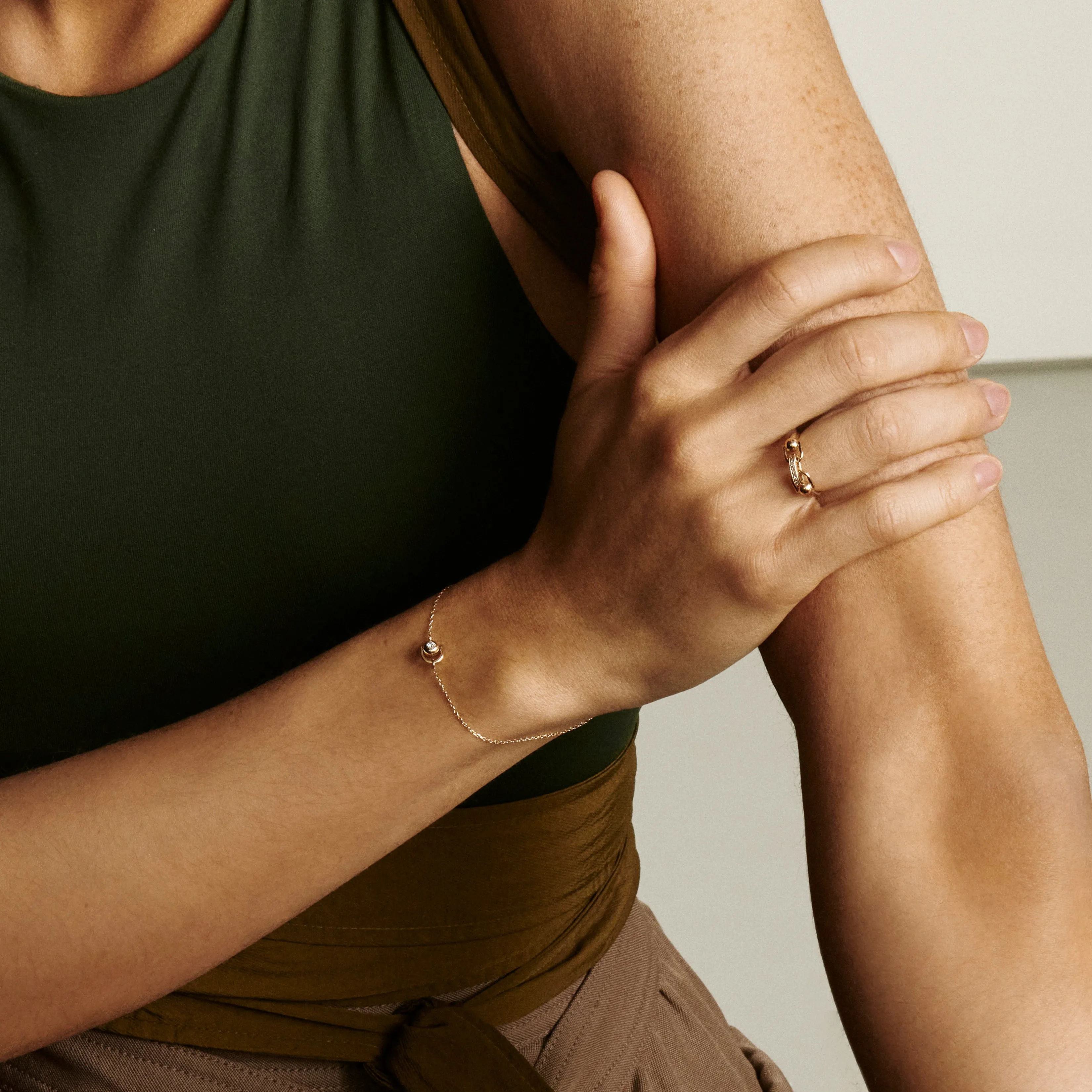 Sphere Linked Ring