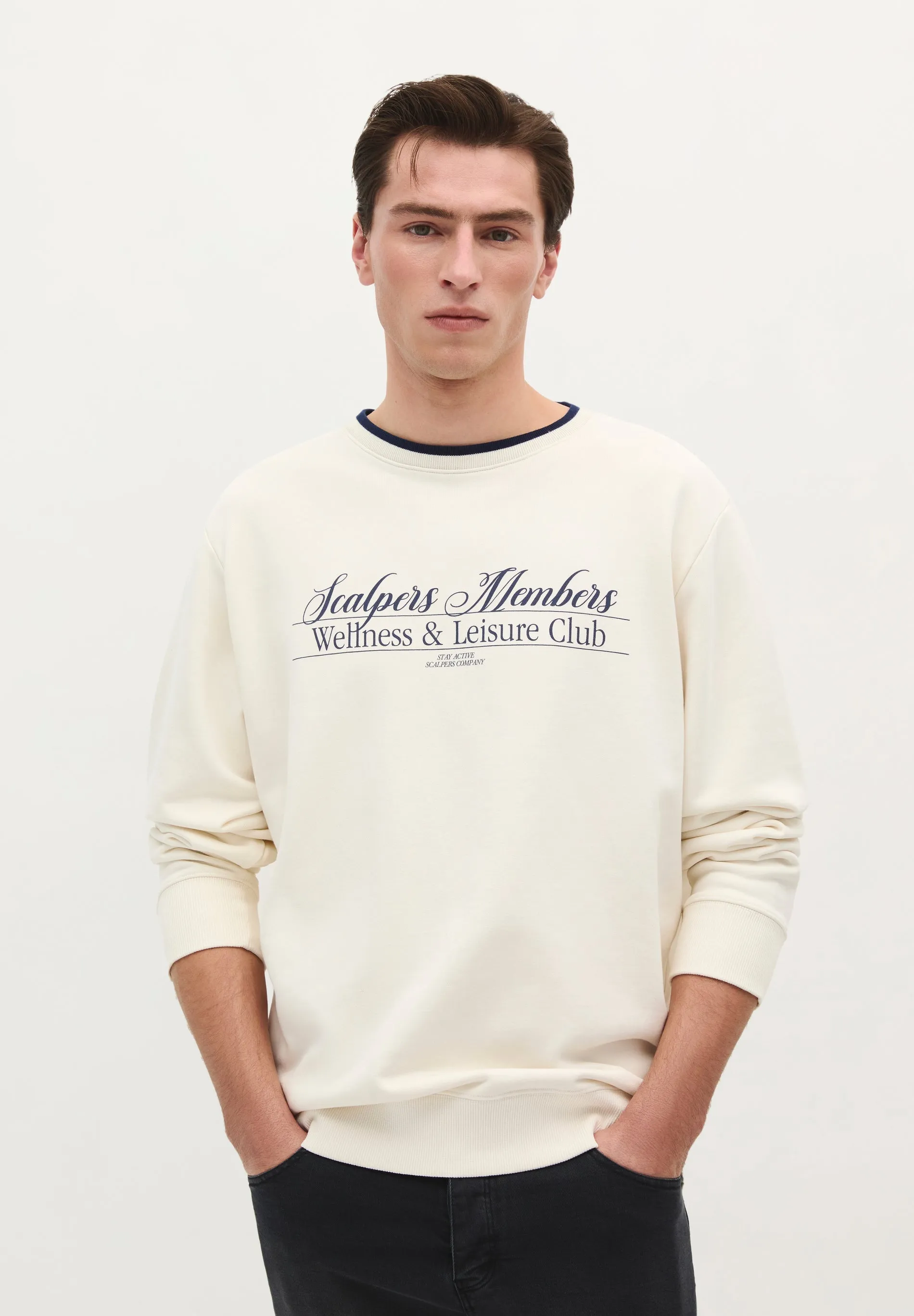 SWEATSHIRT COM GOLA EM CONTRASTE