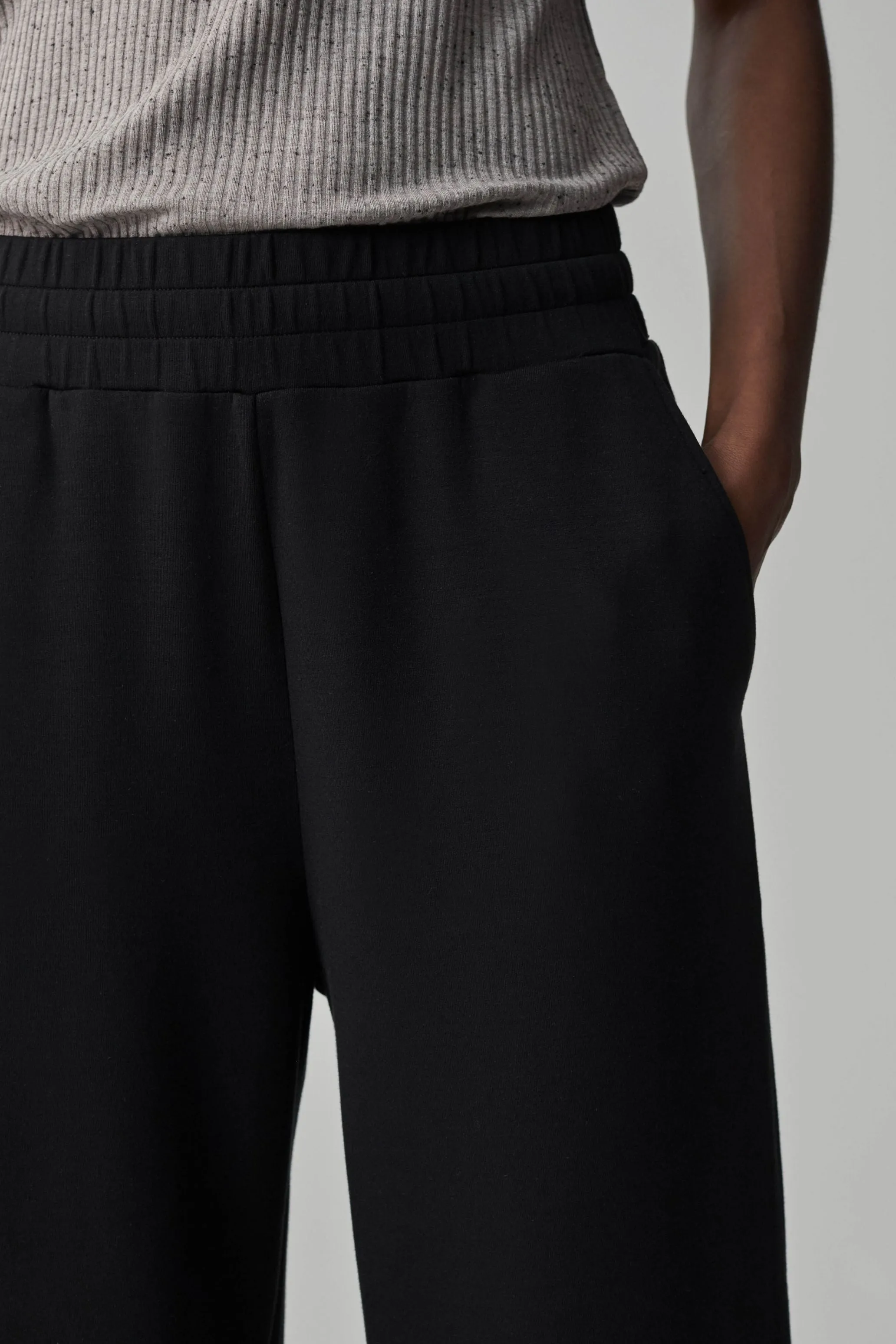The Relaxed Pant 27.5