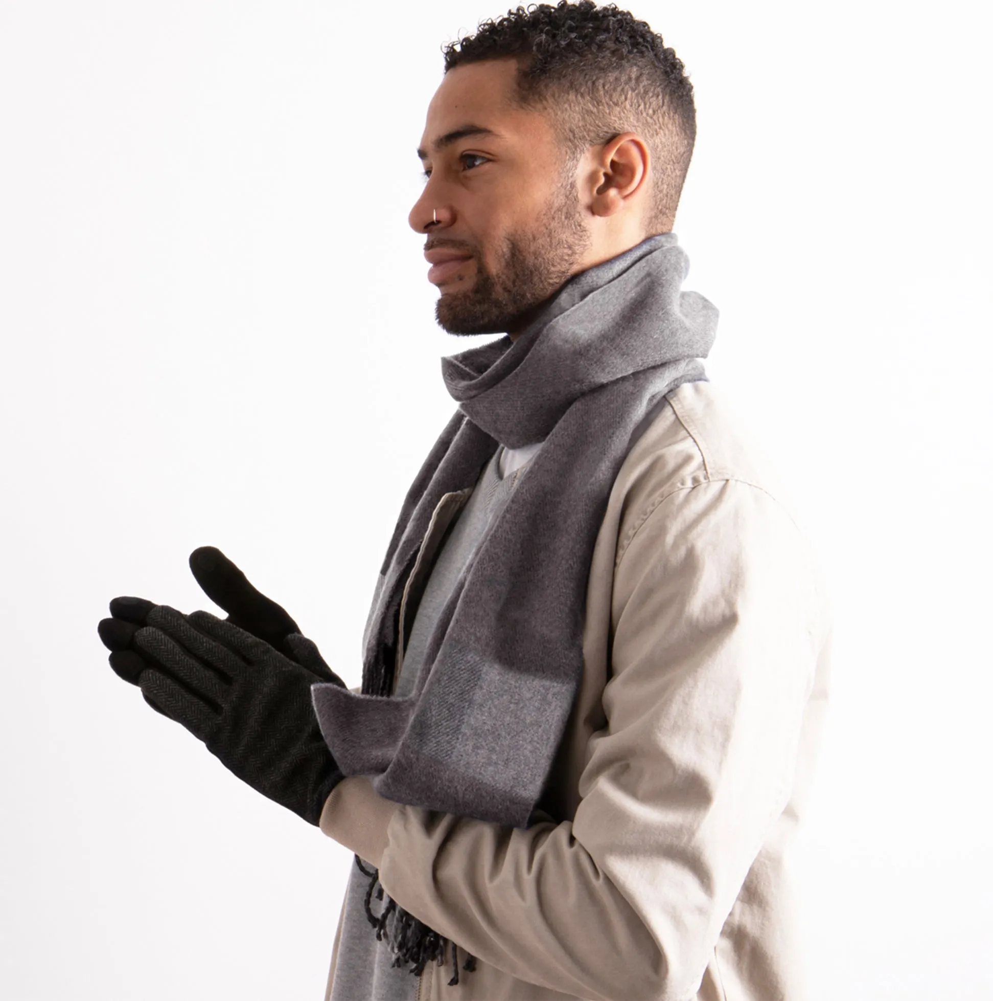 Totes Toasties WOOL BLEND Check Scarf and Thermal Lined Glove Set Mens Grey/Multi