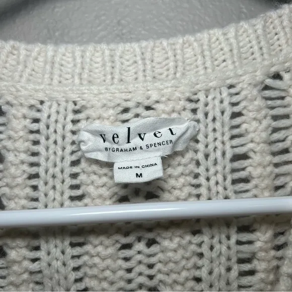 Velvet by Graham &amp; Spencer neutral wool blend cable knit sweater women sz medium