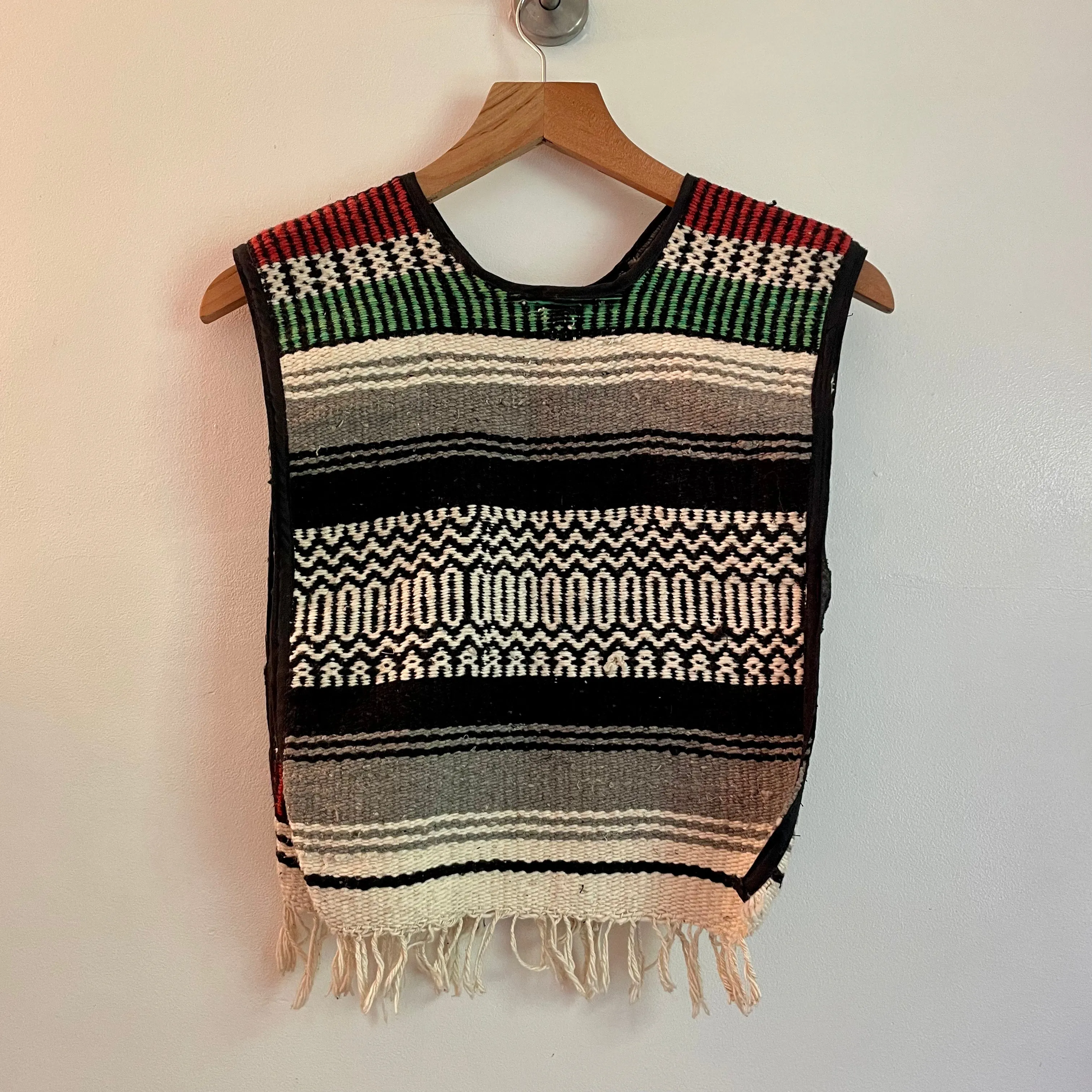 Vintage Mexican blanket Baja Pullover Vest / Poncho / Cape // Youth Large / Womens XXS (HT22100)