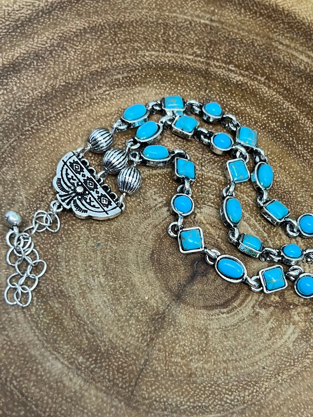 Vivid Fashion Linked Shapes 3 Strand Bracelet - Turuqoise