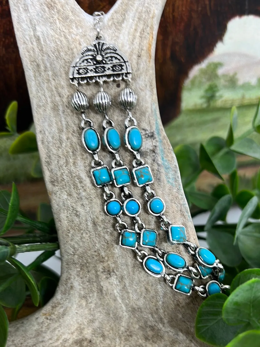 Vivid Fashion Linked Shapes 3 Strand Bracelet - Turuqoise