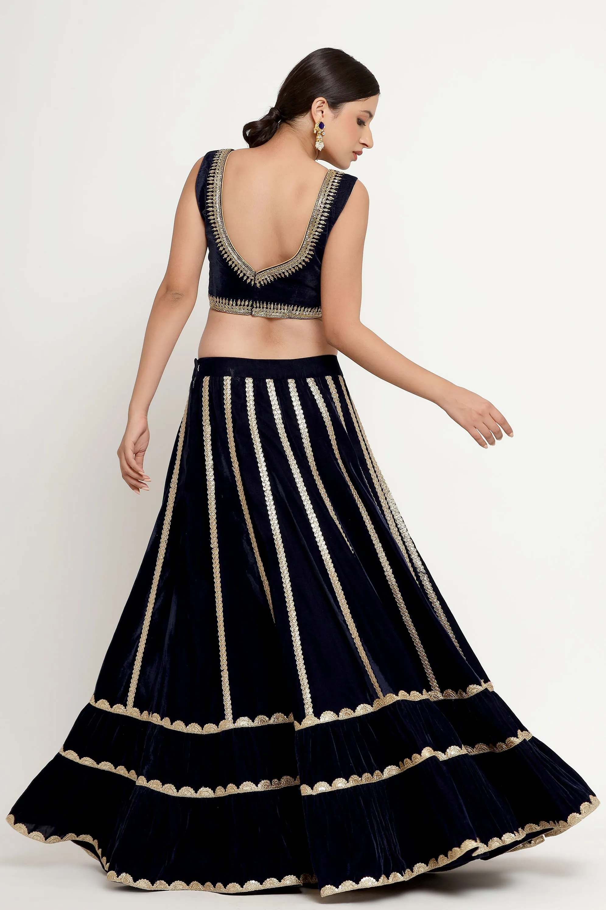 Zarna Lehenga