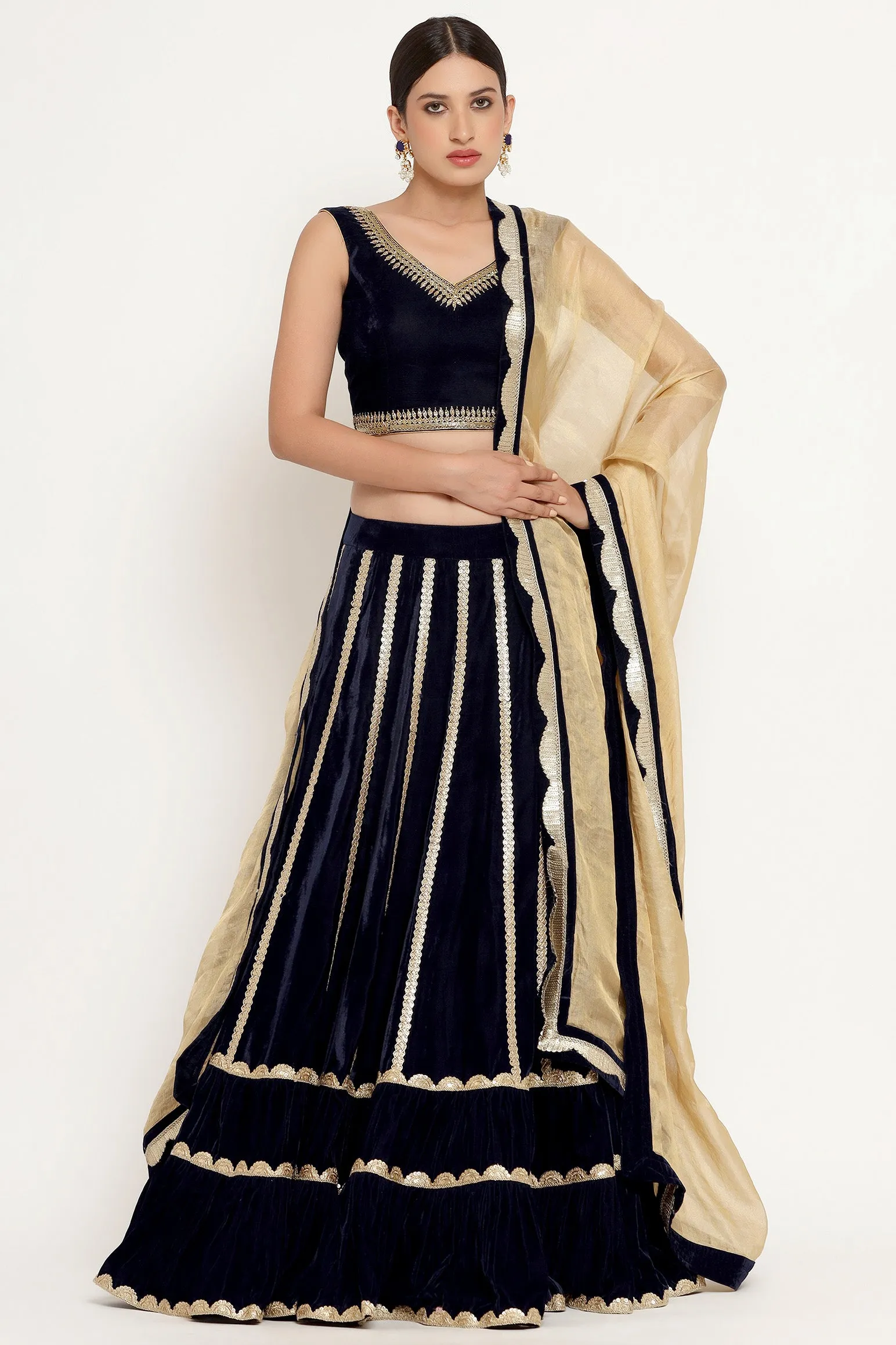 Zarna Lehenga